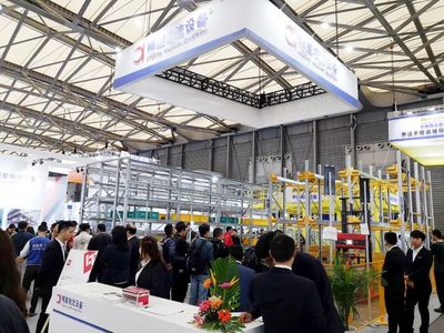 精星携自主品牌穿梭车产品惊艳亮相CeMAT Asia 2018
